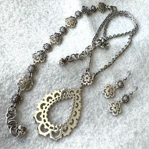 Brighton Bloomingdale Silver Filigree Floral Teardrop Pendant Necklace Set